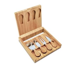 Formaggio: Bamboo Cheese Board & Tool Set